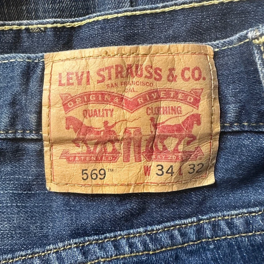 Levi's 569 Jeans Mens 34x32 (35x31) Blue Loose Straight Leg Denim Casual Pants